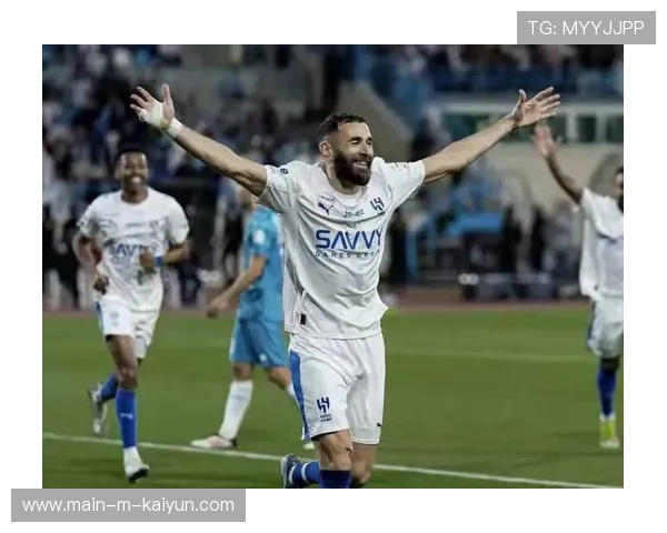 利雅得新月客场平迪拜青年国民 西亚豪门错失登顶机会