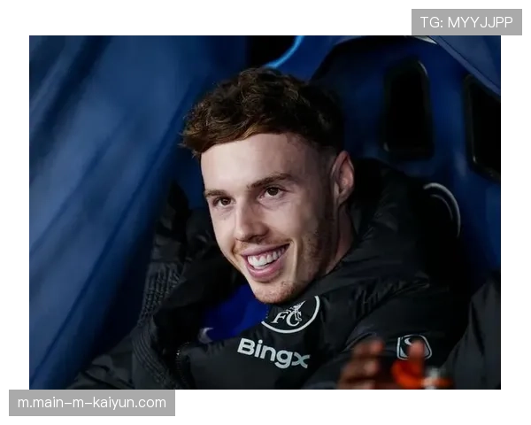 帕尔默替补登场改变进攻层次 两次直塞撕开那不勒斯防守肋部