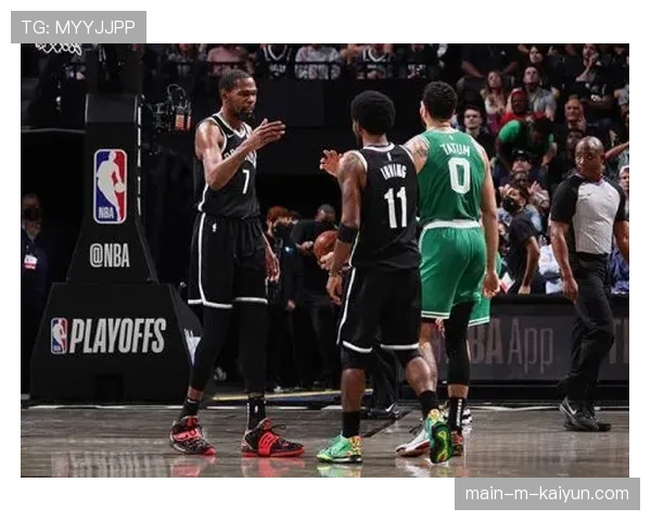 魔术第二节轰出40比17攻击波 卡斯尔顿22分8板统治内线轻取冲锋